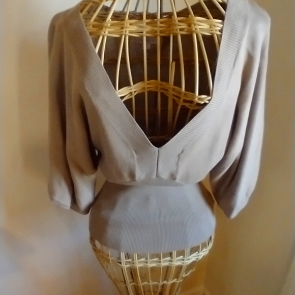 Xhilaration Sweaters - Sweater top🌈Women's low cut wide waist sweater